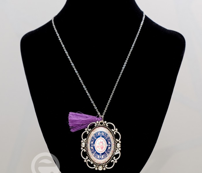 Fio em a�o com medalh�o de flor