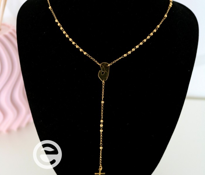Fio dourado com medalha de Nossa Senhora e cruz