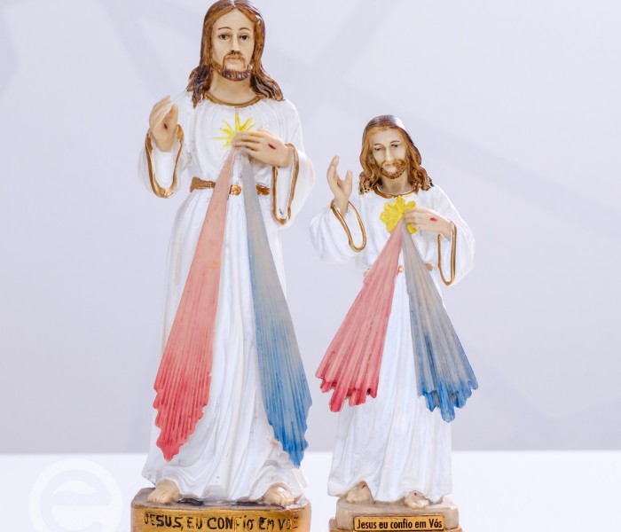 Material of the Divine Mercy