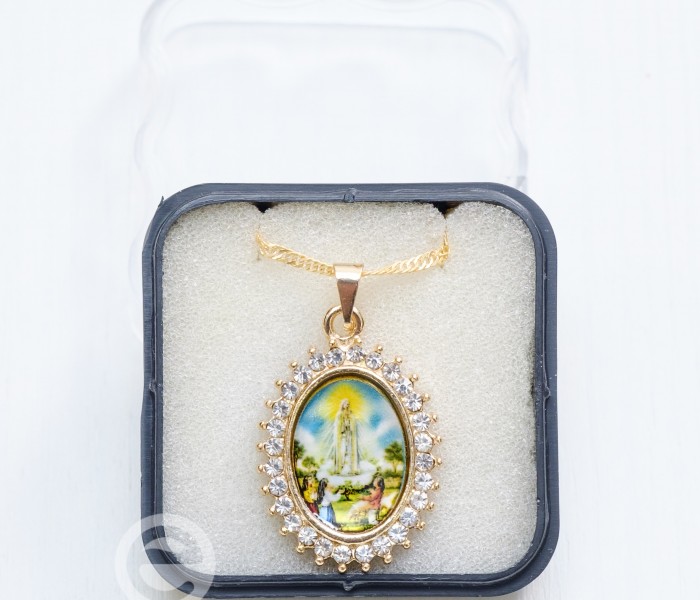 Fio com  Medalha da Apario de Ftima